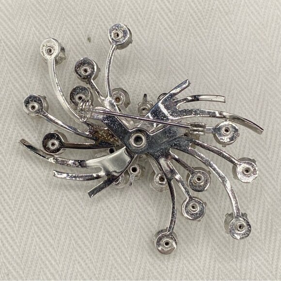 Emmons 'Fiery Ice' Sparkly Starburst Spray Brooch with Clear Rhinestones 2.5in - Picture 4 of 9